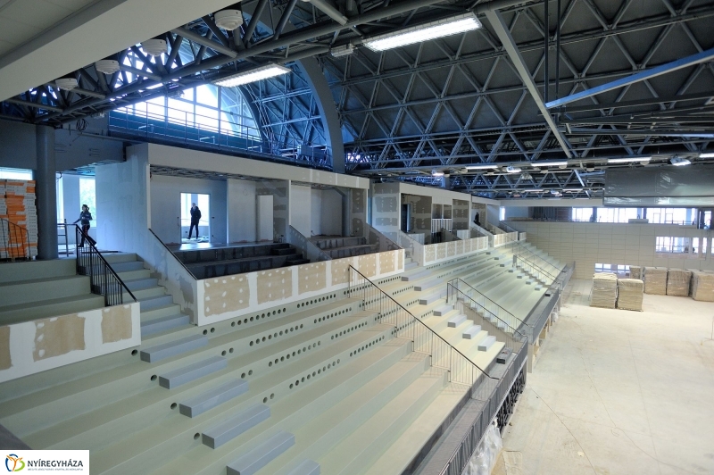 Épül a Continental Aréna