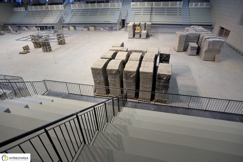 Épül a Continental Aréna