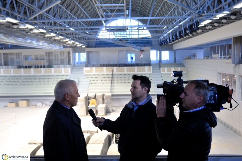 Épül a Continental Aréna