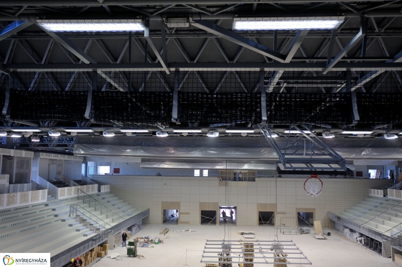 Épül a Continental Aréna