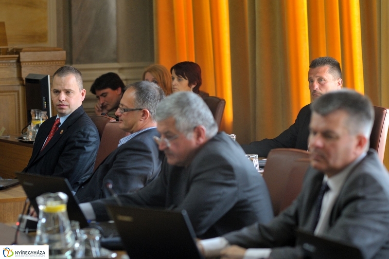 Városi Közgyűlés 20160428