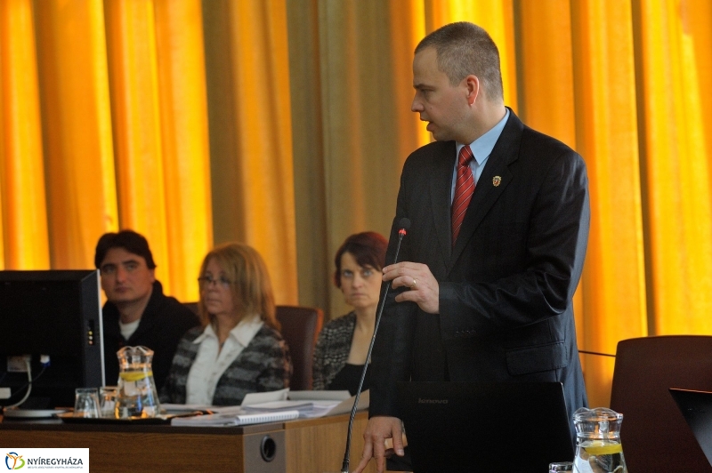 Városi Közgyűlés 20160428