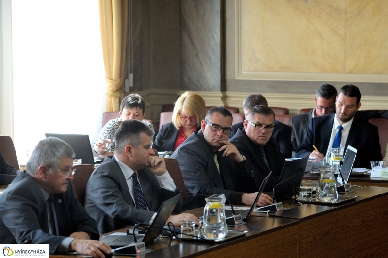 Városi Közgyűlés 20160428