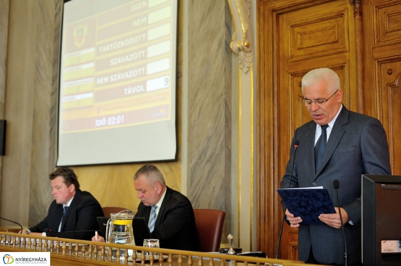 Városi Közgyűlés 20160428