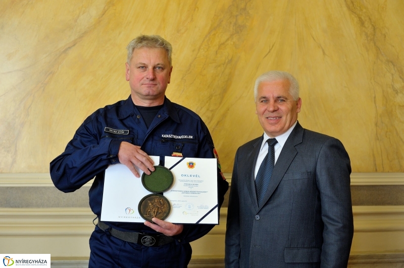 Városi Közgyűlés 20160428