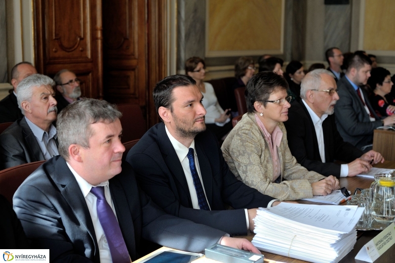 Városi Közgyűlés 20160428