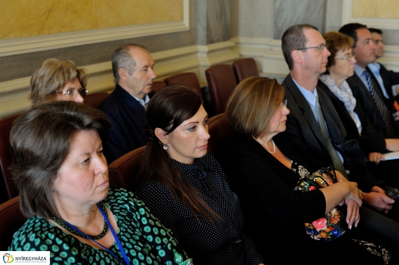 Városi Közgyűlés 20160428