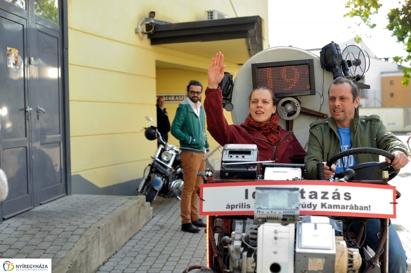 Elindult az időgép