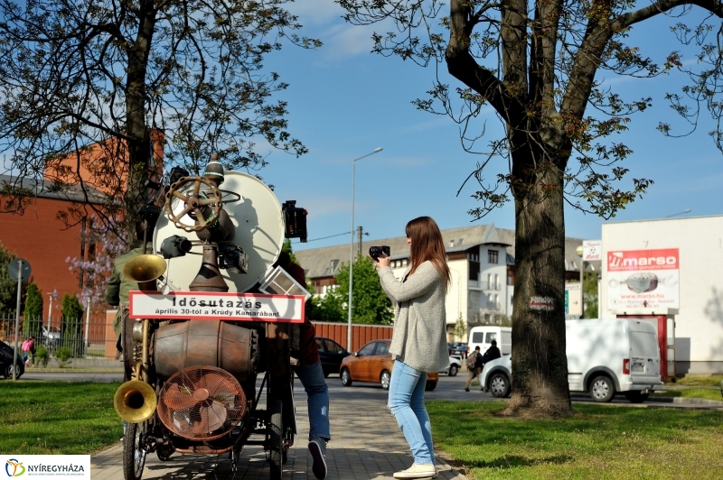 Elindult az időgép