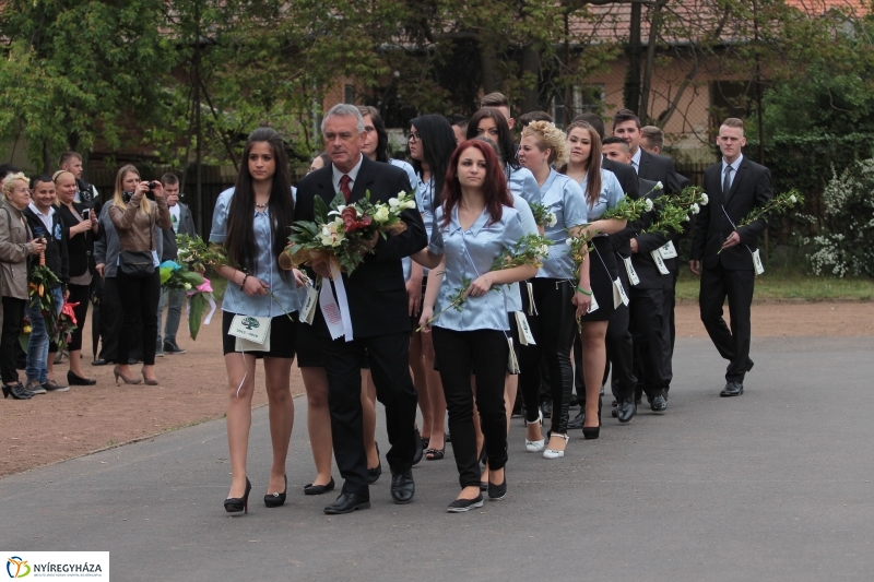 Elballagtak a lippaisok I.