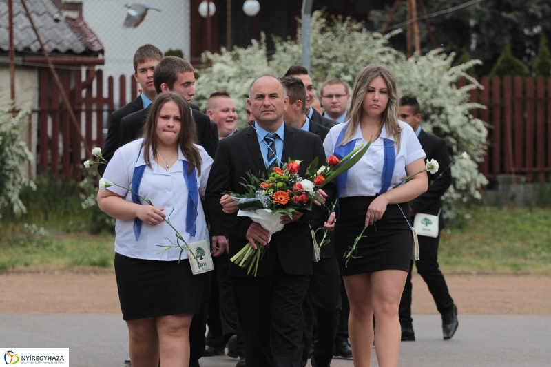 Elballagtak a lippaisok I.