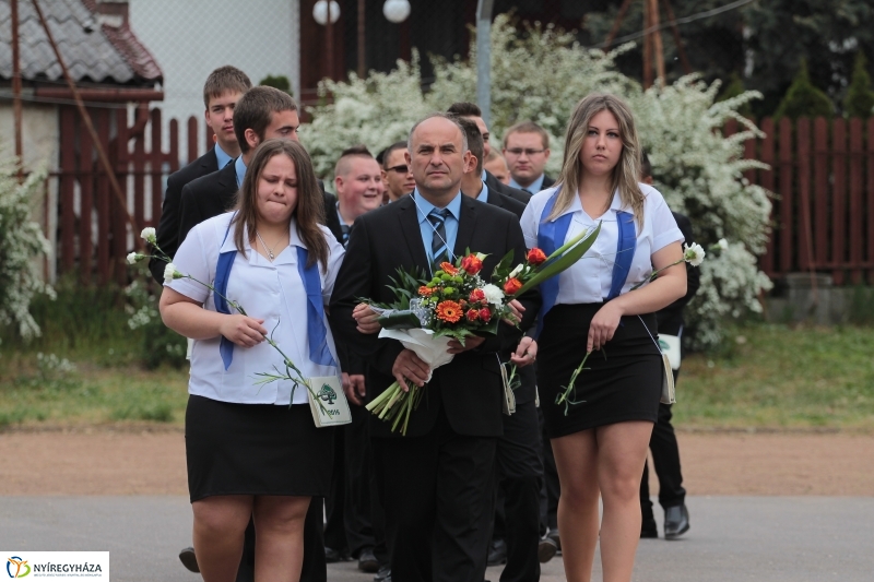 Elballagtak a lippaisok I.