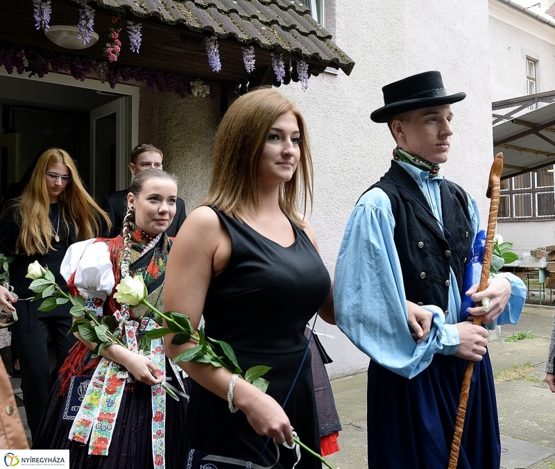 Ballagás a Művészeti Szakközépiskolában