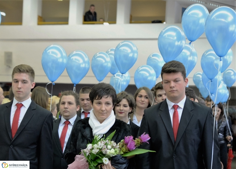 Esős ballagás a Krúdyban