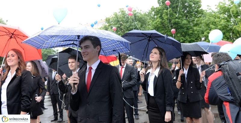 Esős ballagás a Krúdyban