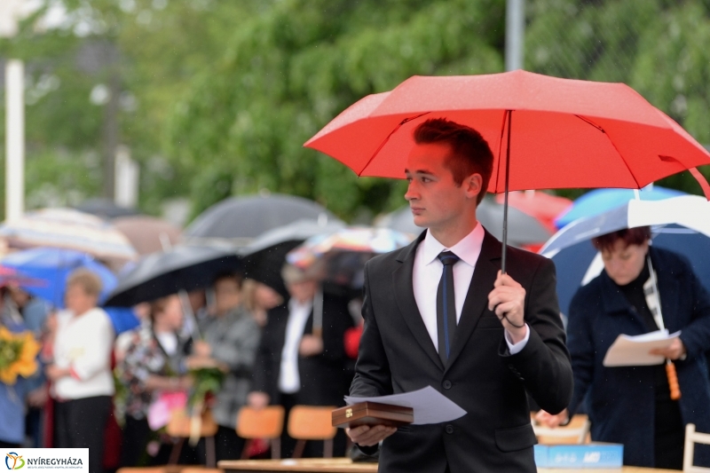 Esős ballagás a Krúdyban