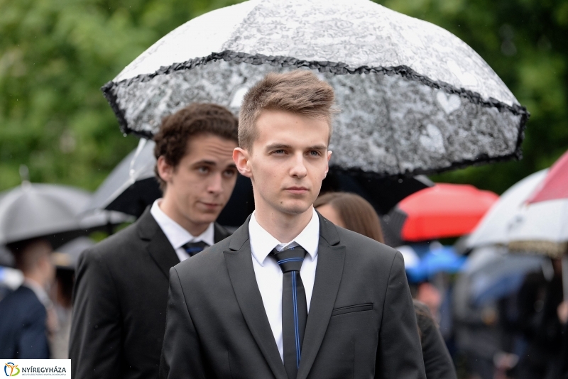 Esős ballagás a Krúdyban