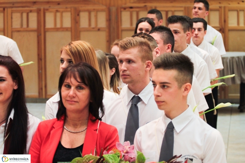 Ballagás az Eötvösben II.