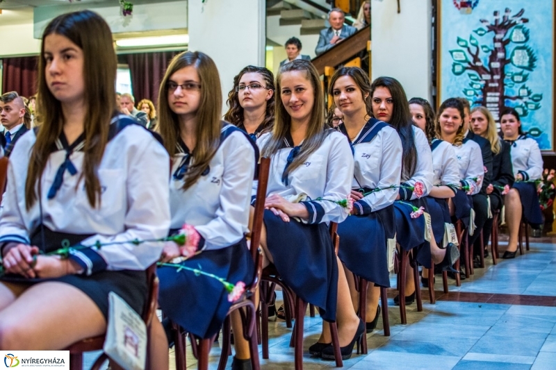 Ballagás a Zay Anna Gimnáziumban