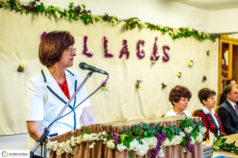 Ballagás a Zay Anna Gimnáziumban