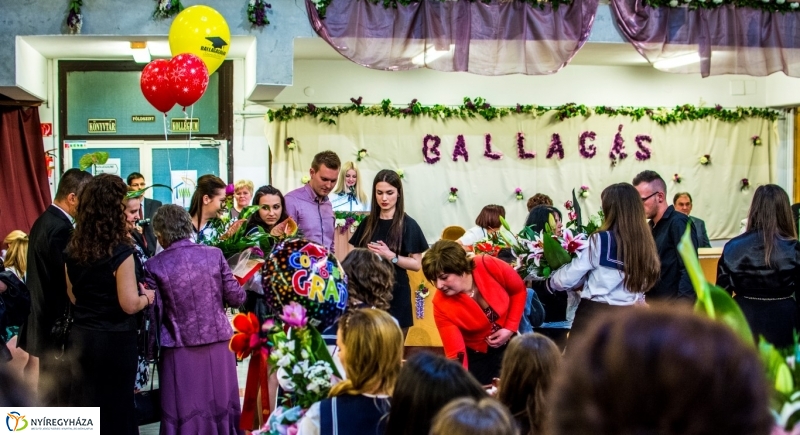 Ballagás a Zay Anna Gimnáziumban