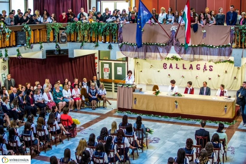 Ballagás a Zay Anna Gimnáziumban