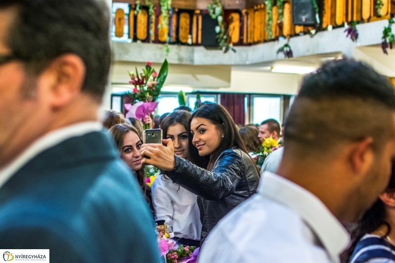 Ballagás a Zay Anna Gimnáziumban