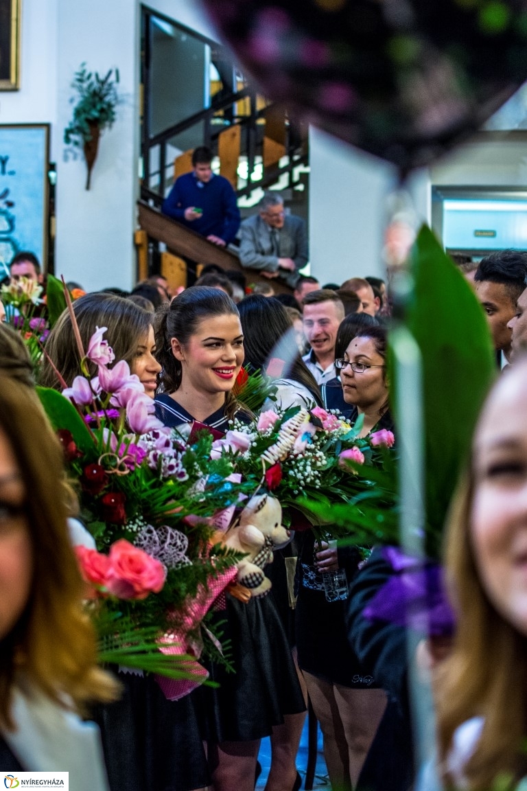 Ballagás a Zay Anna Gimnáziumban