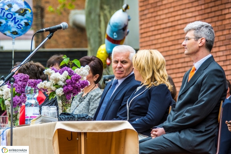 Ballagás a Zrínyi Ilona Gimnáziumban