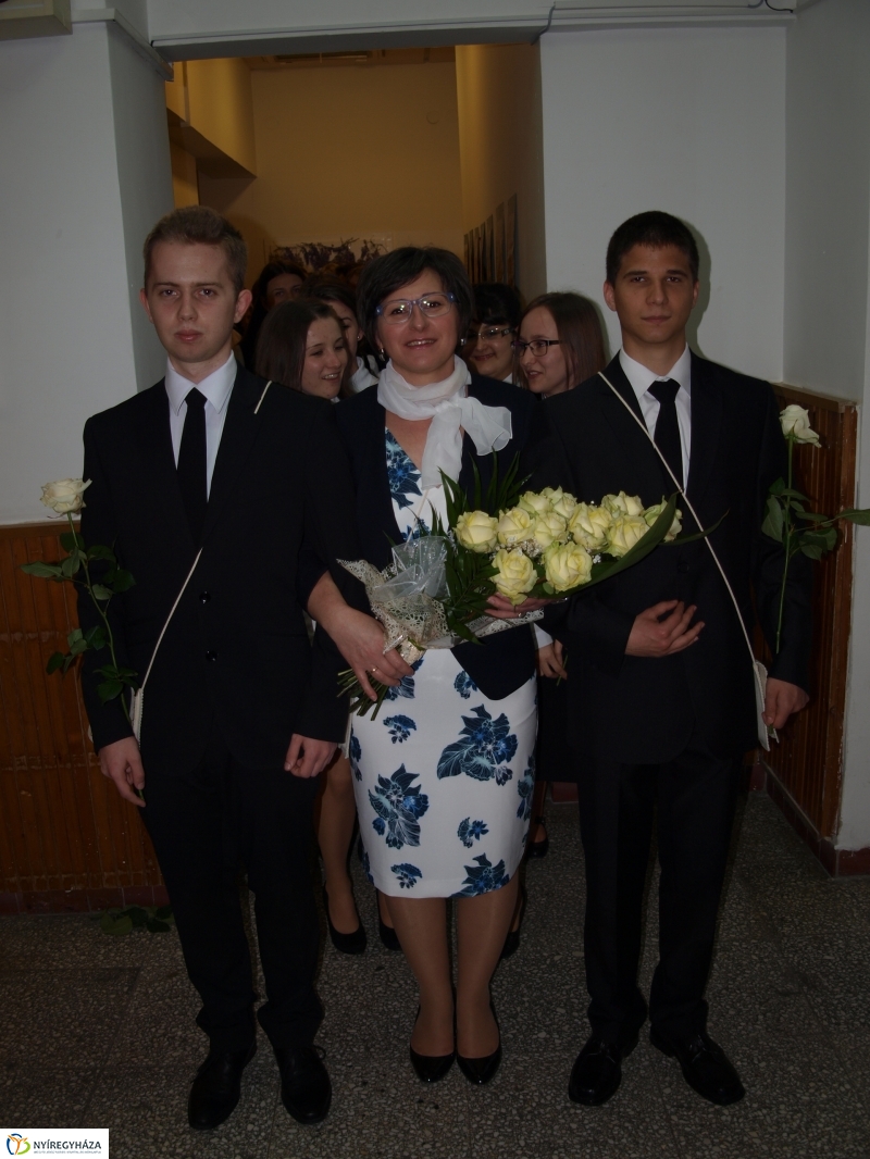 Végzősök ballagása a Szent Imrében I.