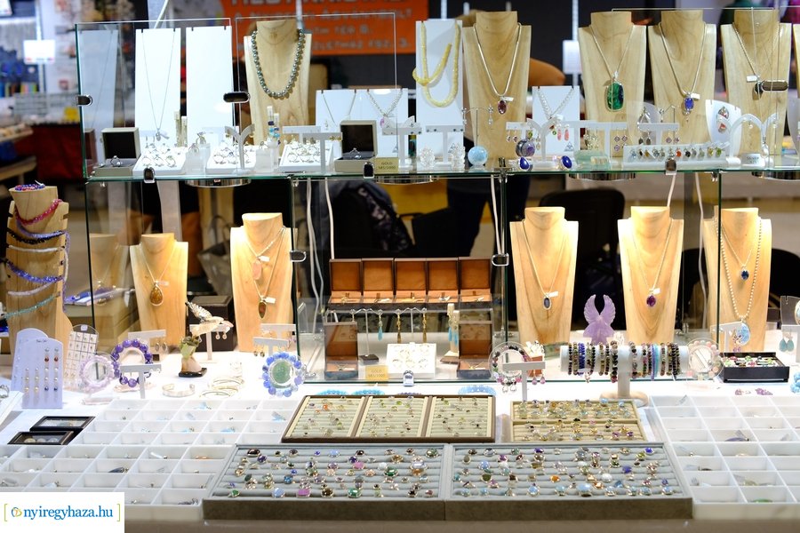 35. Ásványbörze Nyíregyházán