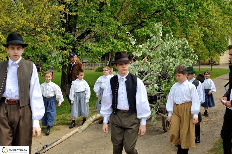 Falusi Majális a Múzeumfaluban