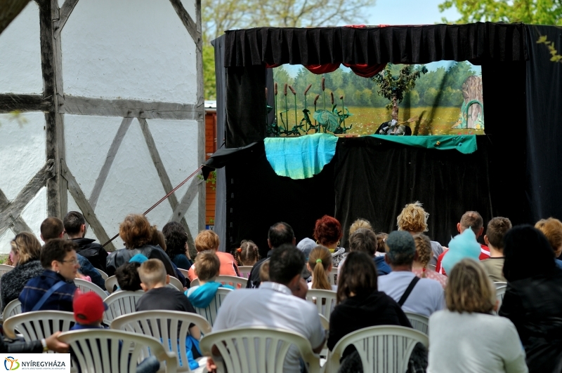 Falusi Majális a Múzeumfaluban