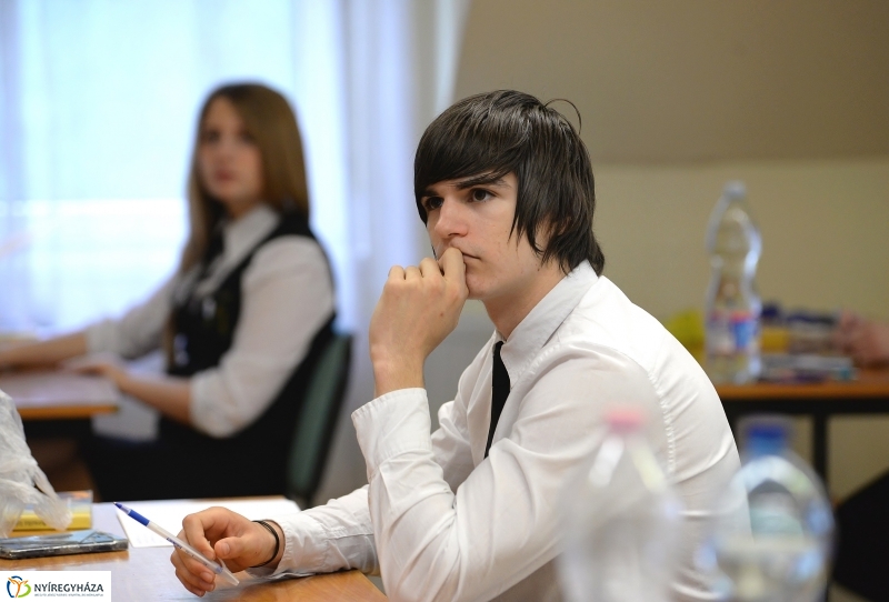 Matematika érettségi vizsga a Szent Imrében