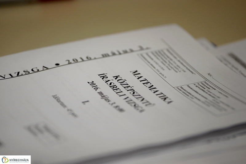 Matematika érettségi vizsga a Szent Imrében