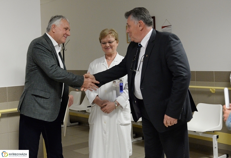 Adomány a kórház részére