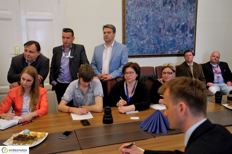 Partnerségi megállapodás a Városházán