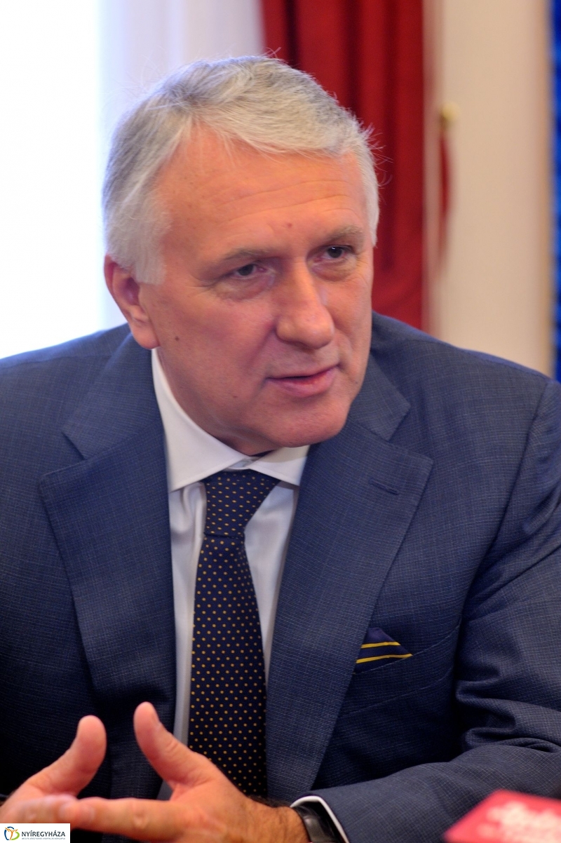 Partnerségi megállapodás a Városházán