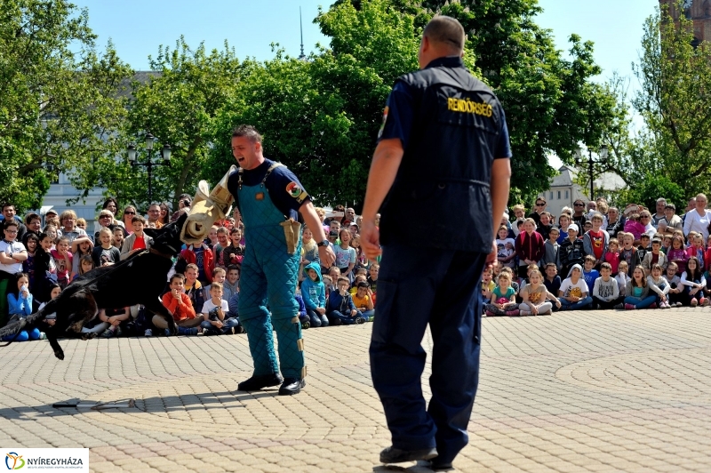 Rendvédelmi nap Nyíregyházán 20160505