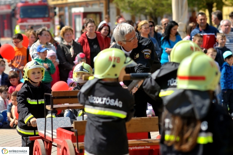 Rendvédelmi nap Nyíregyházán 20160505