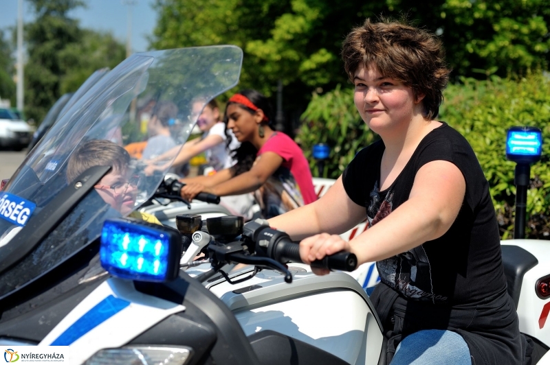 Rendvédelmi nap Nyíregyházán 20160505