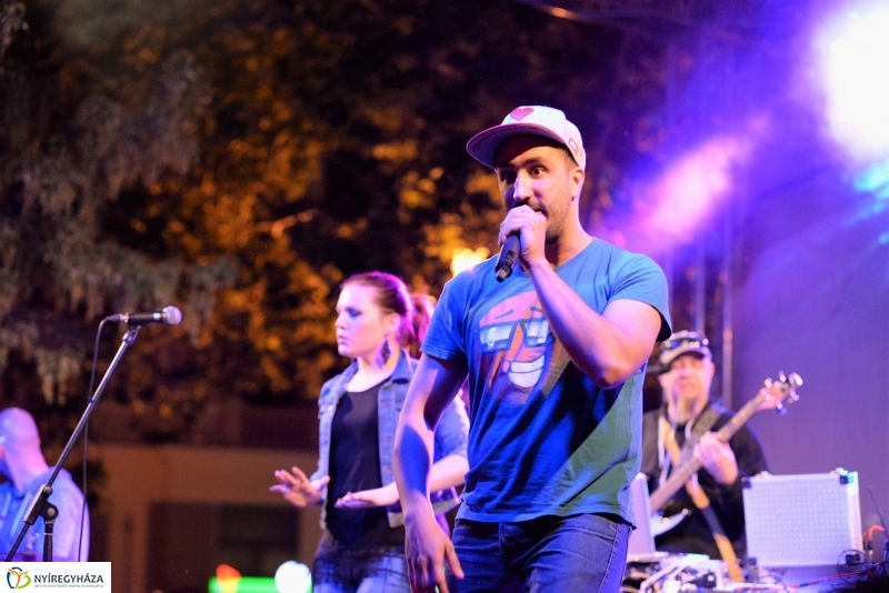 A Balkan Fanatik volt az esti fellépő pénteken a Városnapon