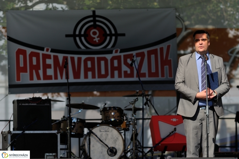 Színpadi programok megnyitója