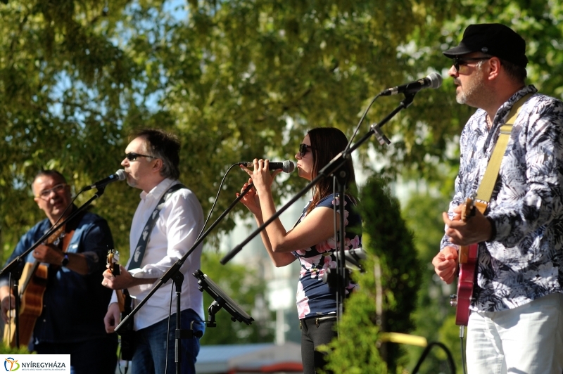 Színpadi programok megnyitója