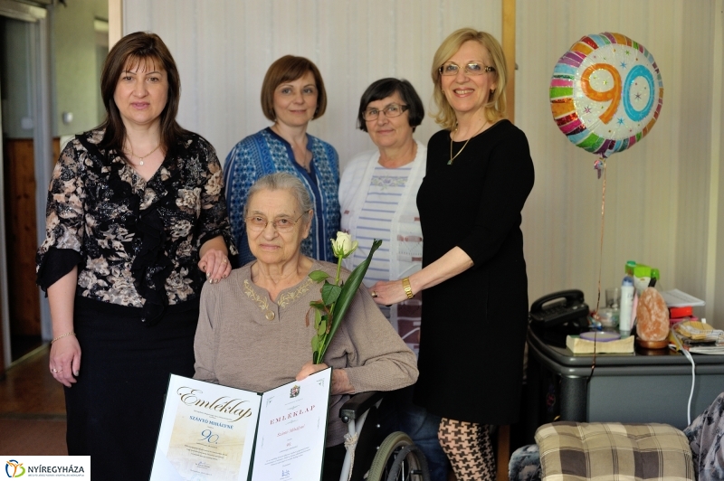 Szépkorú köszöntése Szántó Mihályné