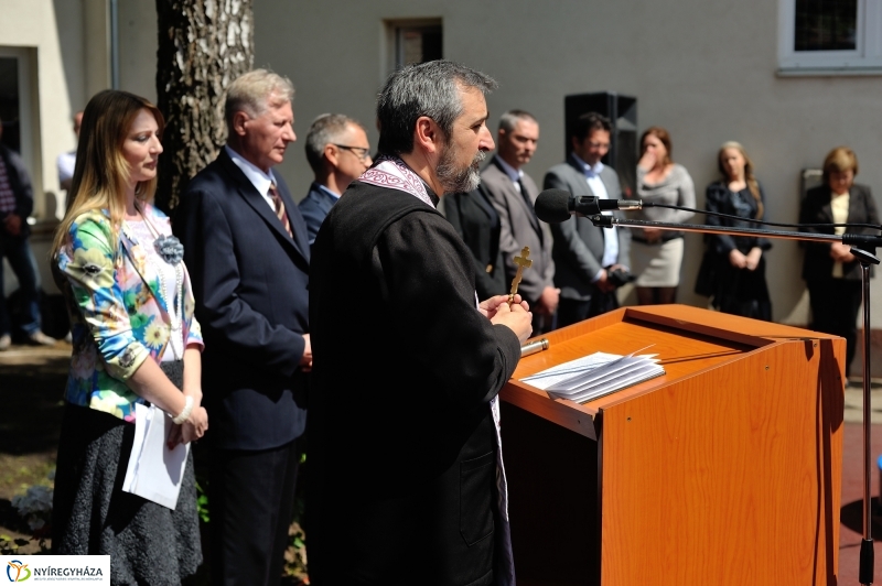 Játszóteret adtak át