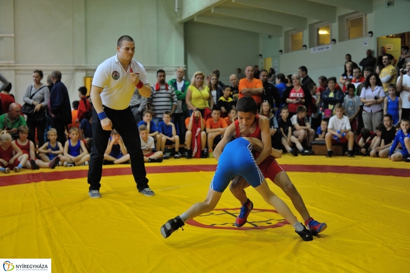 Birkózás a Zrínyi gimnáziumban