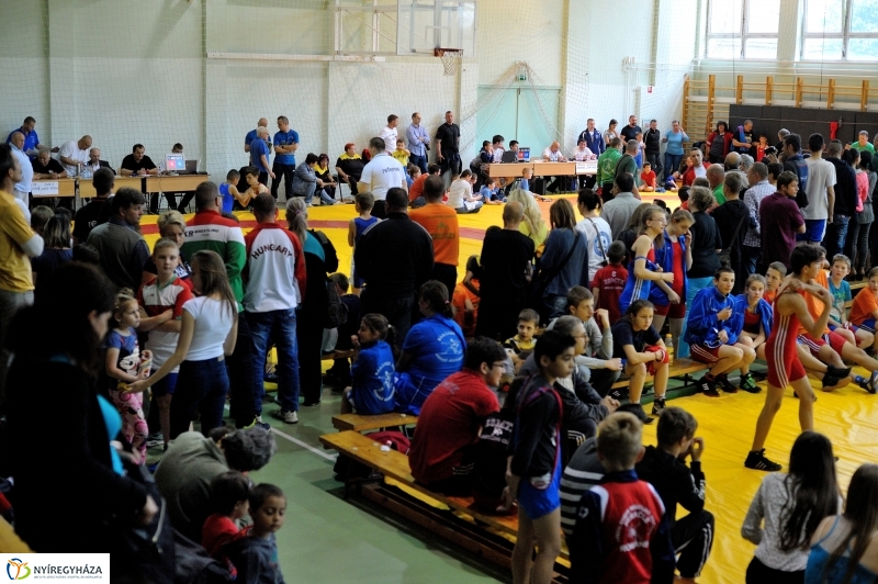 Birkózás a Zrínyi gimnáziumban