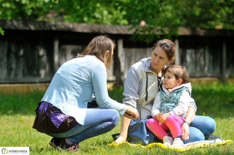 Pünkösdölés a Múzeumfaluban