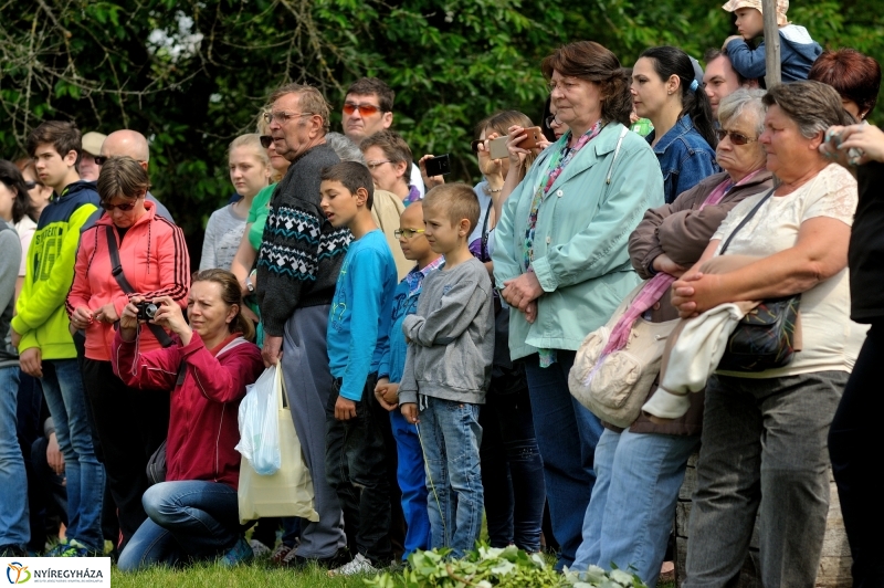 Pünkösdölés a Múzeumfaluban
